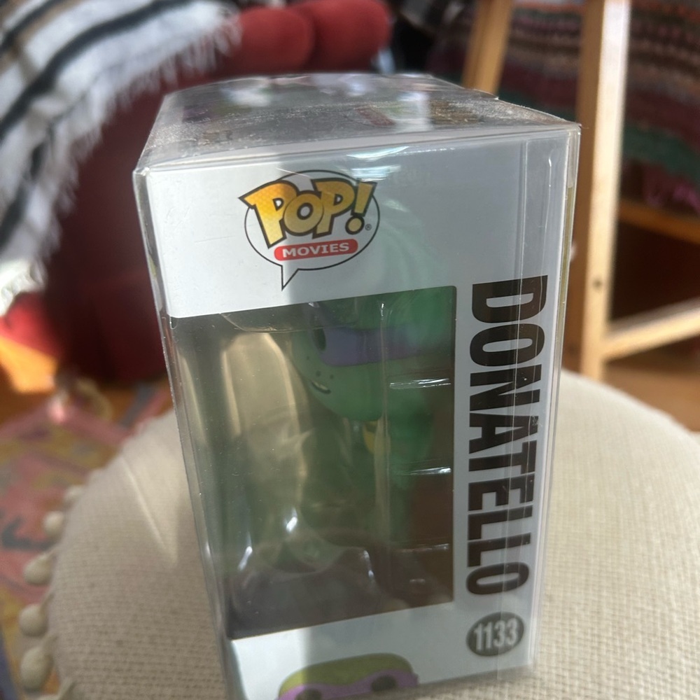 DONATELLO--1133---FUNKO POP! MOVIES - Picture 5 of 13
